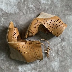 Chestnut/Tan Wedge Sandals - NWT